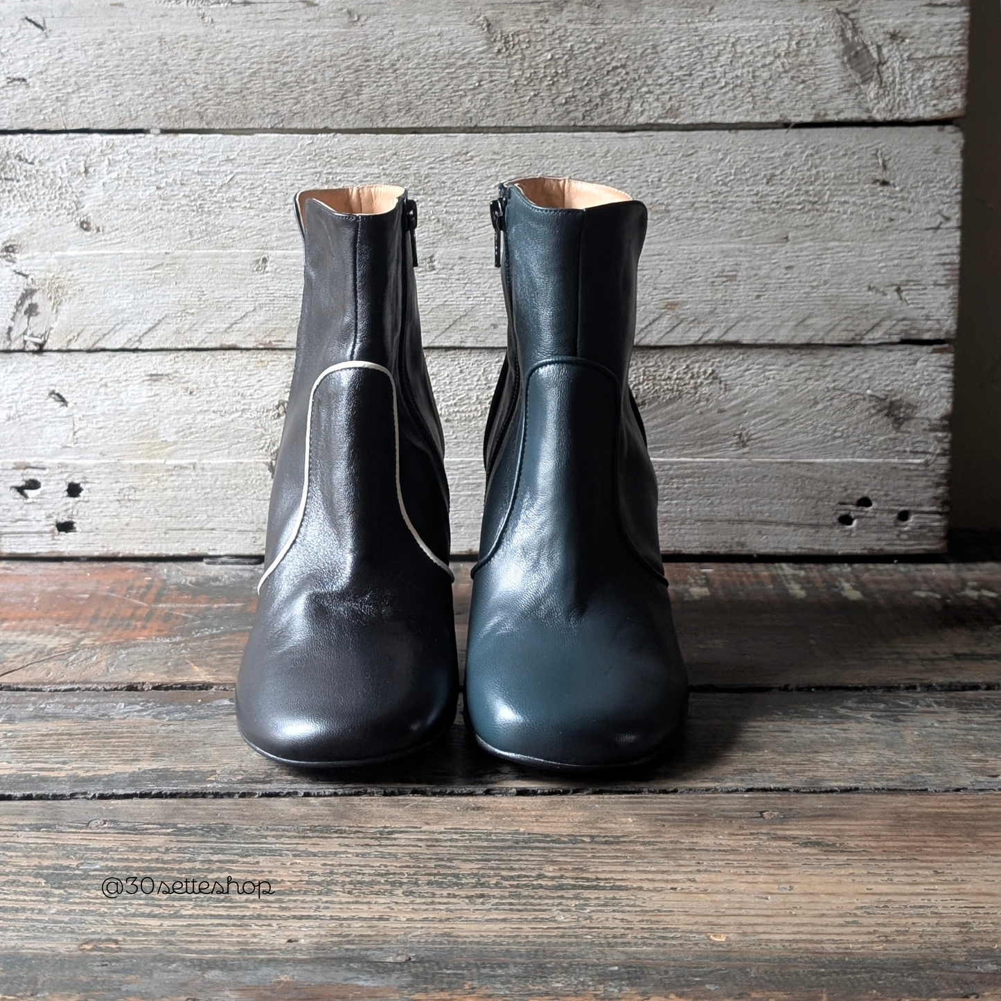 KIMI Stivaletto con tacco largo di 70mm in nappa nero e profilo in nappa panna