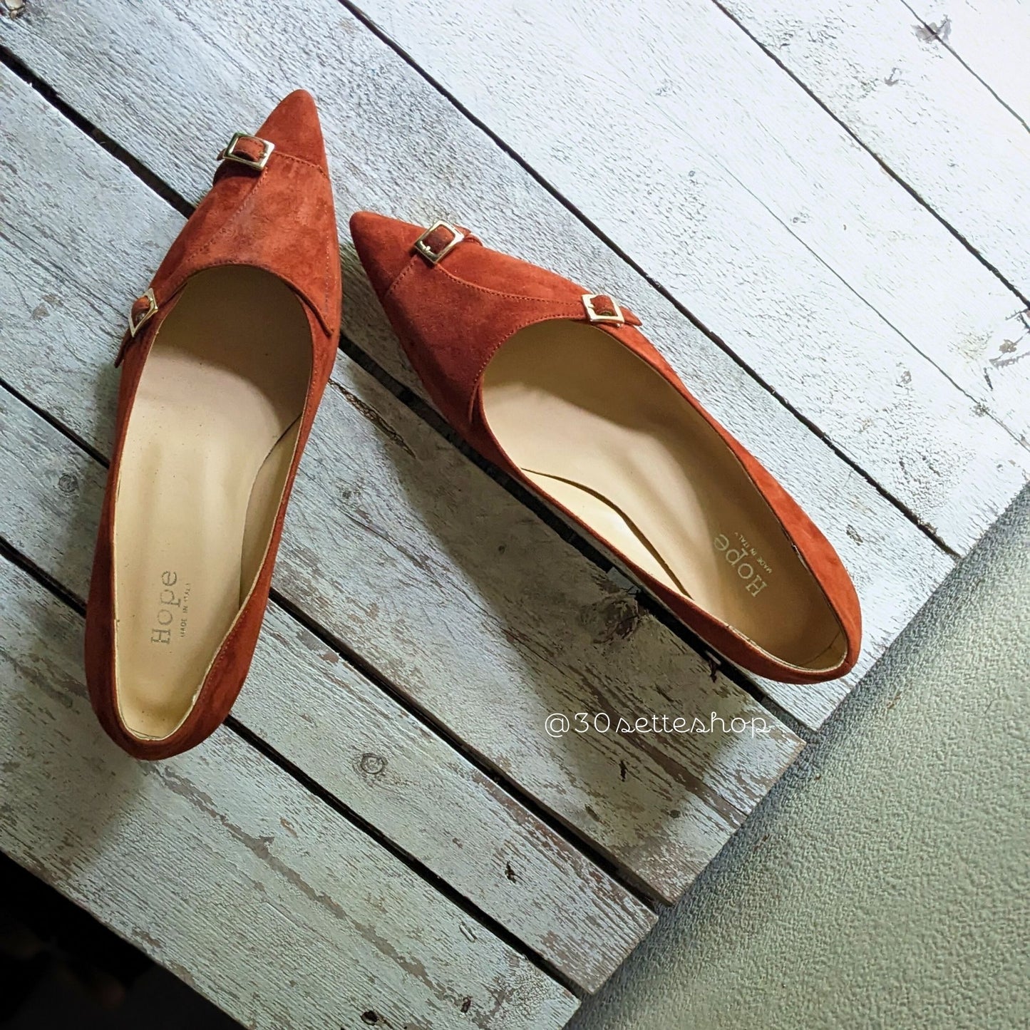 lisa-ruggine-decollete-kitten-heels-con-cinturini-tacco-3cm-artigianale