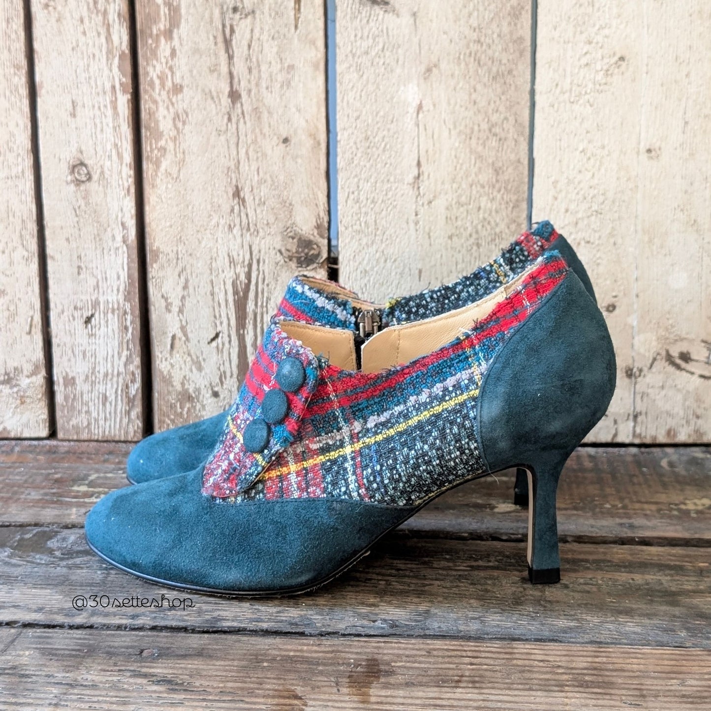 LORENZA Scarpa al malleolo con tacco di 70 mm in tessuto lanoso e camoscio ottanio