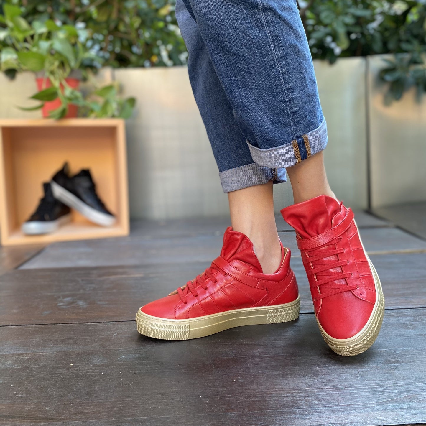 FUNNY Rosso Sneakers con rouches