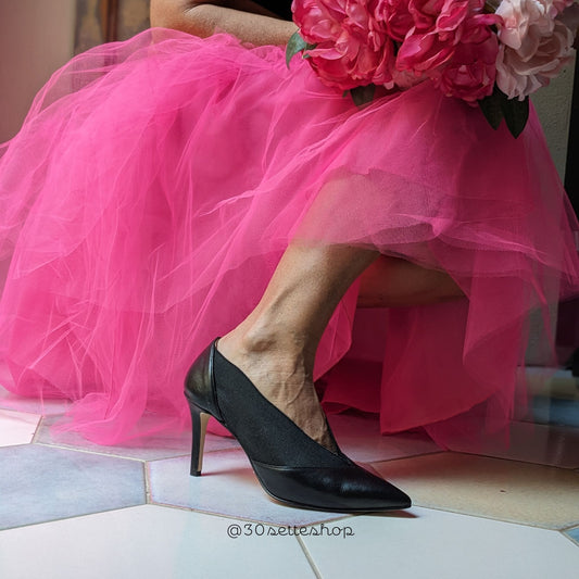 ALINA Décolleté a punta con elastico e tacco sottile di 70 mm in pelle nero
