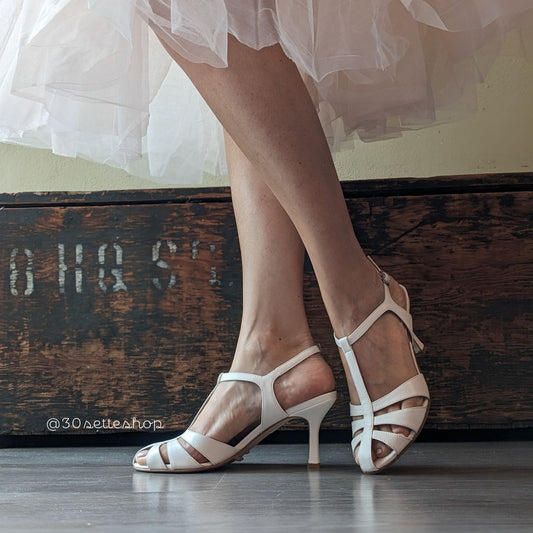 Clara Sandalo tacco 7 cm a gabbietta in pelle panna da sposa artigianale