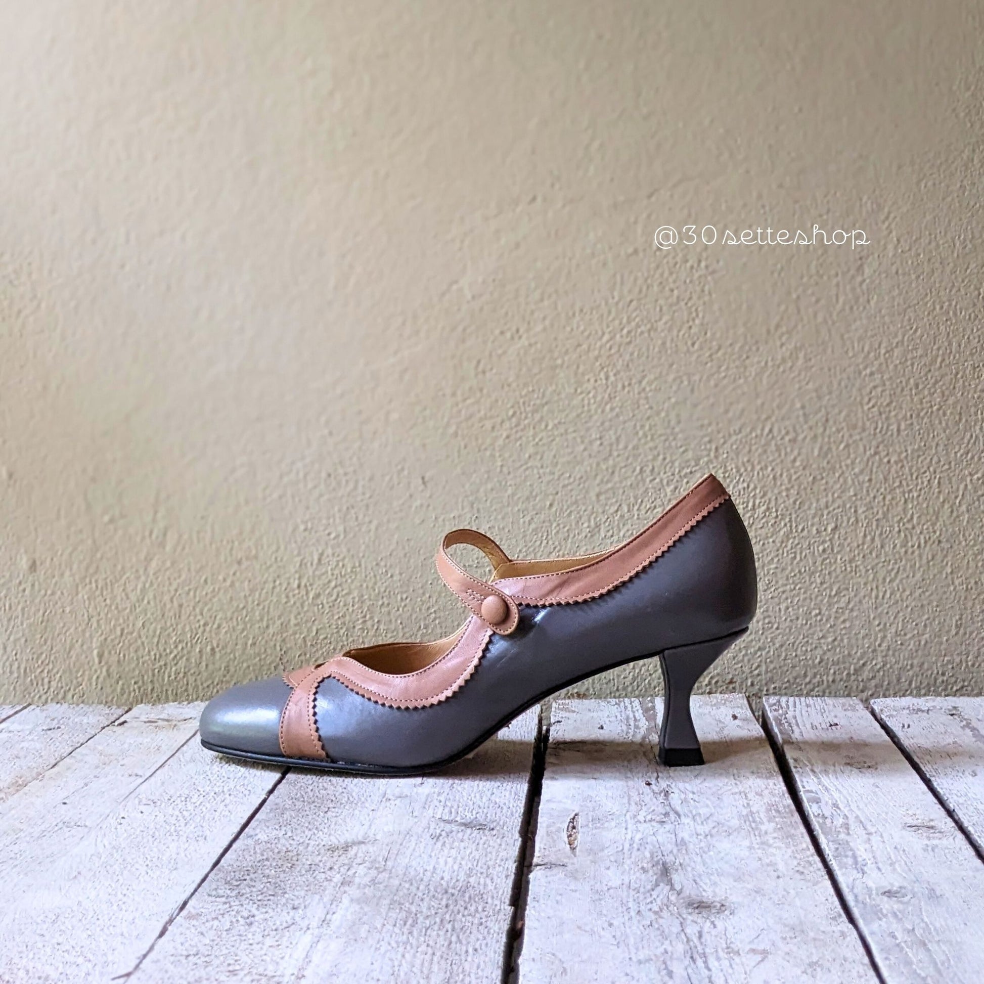 carla-nappa-grigio-nebbia-phard-decollete-mary-jane-kitten-heels-5cm