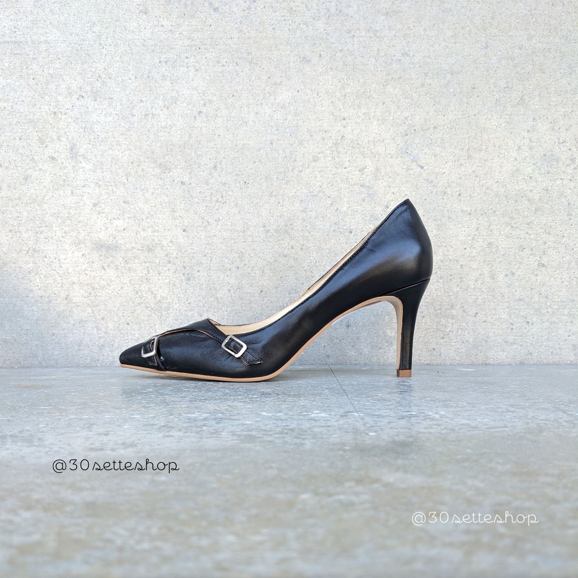 gabry-decollete-con-tacco-7-pelle-nero-e-fibbie