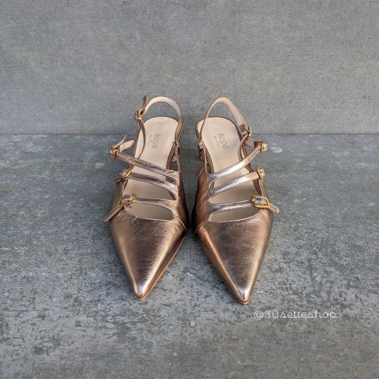 gloria-decollete-slingback cinturini regolabili tacco 3 cm kitten heels artigainale