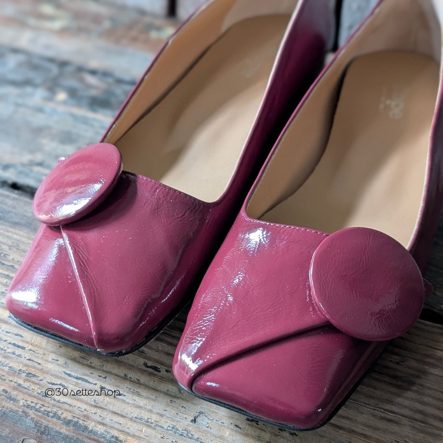 LEA Ballerina punta quadrata tacco di 1 cm con accessorio in naplak bordeaux