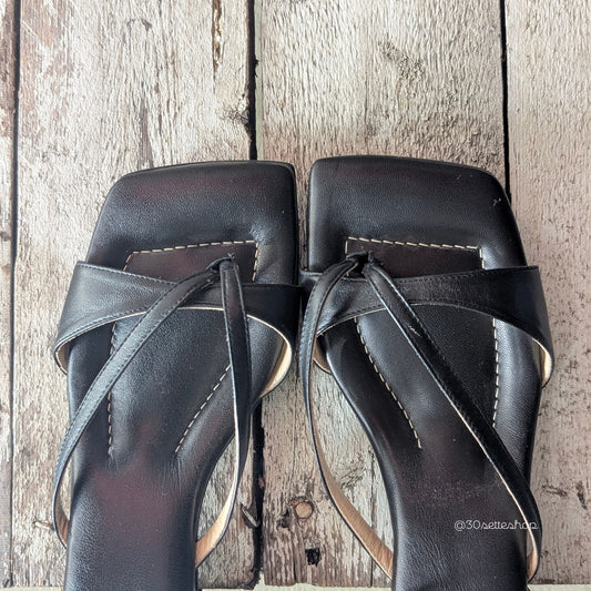 PENNY Sandalo imbottito infradito con tacco basso e largo di 3cm in nappa nero