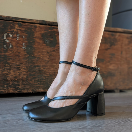 TESSA Décolleté ankle strap in nappa nero