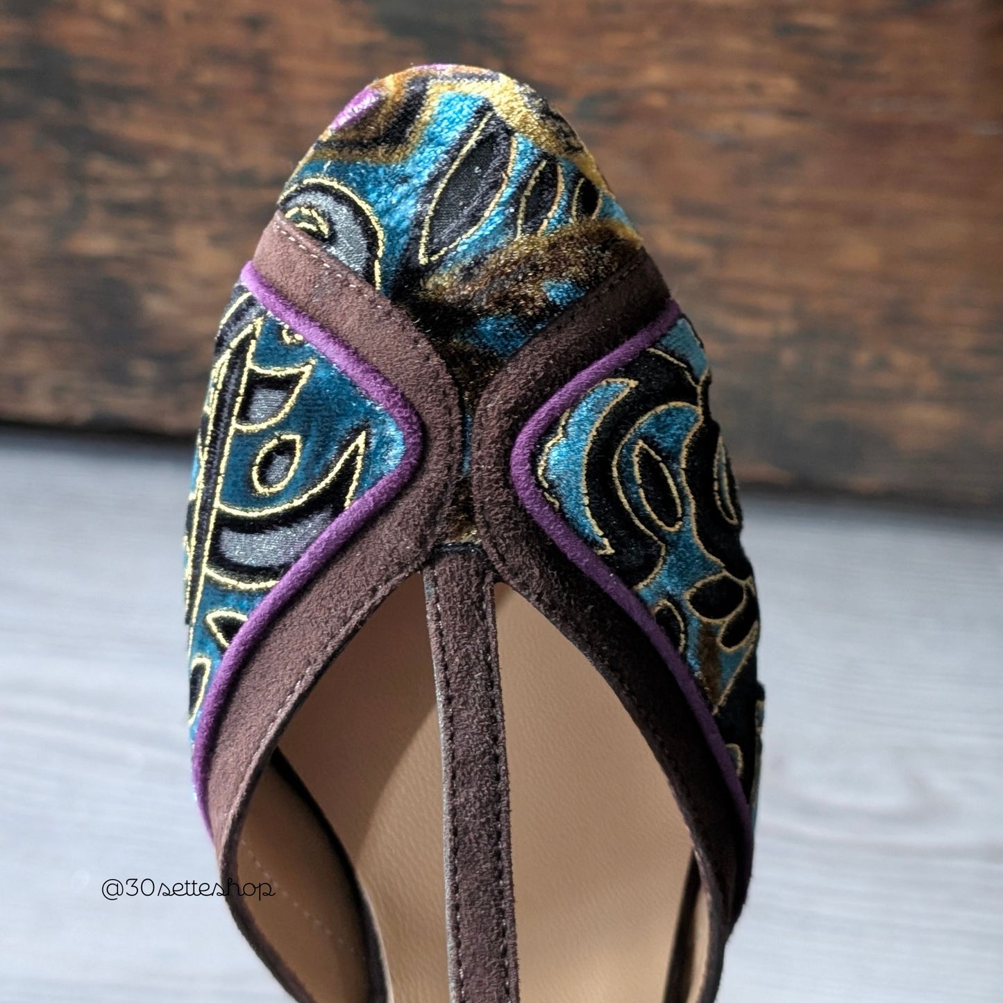 BIANCA50 Décolleté T-bar con tacco 50mm in velluto dévoré moka e camoscio testa di moro e viola