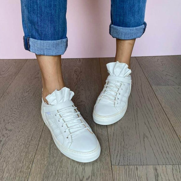 FUNNY Bianca Sneakers con rouches