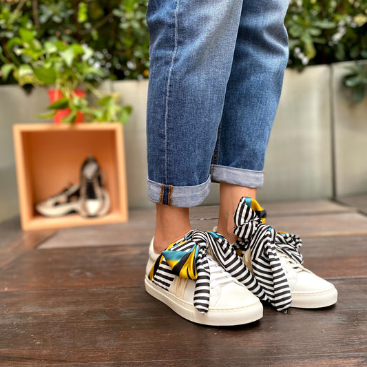 KAORI Bianca Sneakers con Foulard