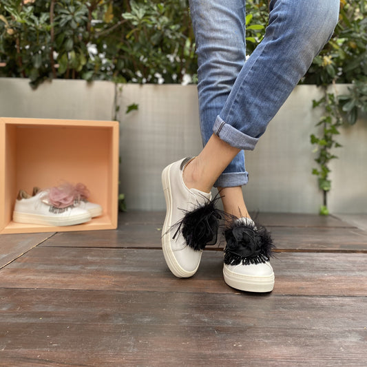 KAOS Sneakers con Fiori Neri