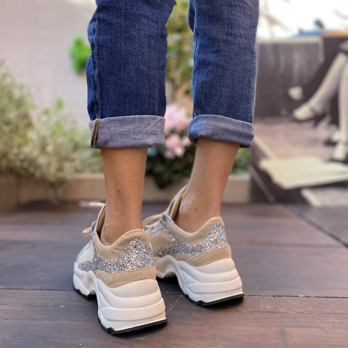 SPEEDY Chunky Sneakers con lacci in camoscio sabbia e glitter argento