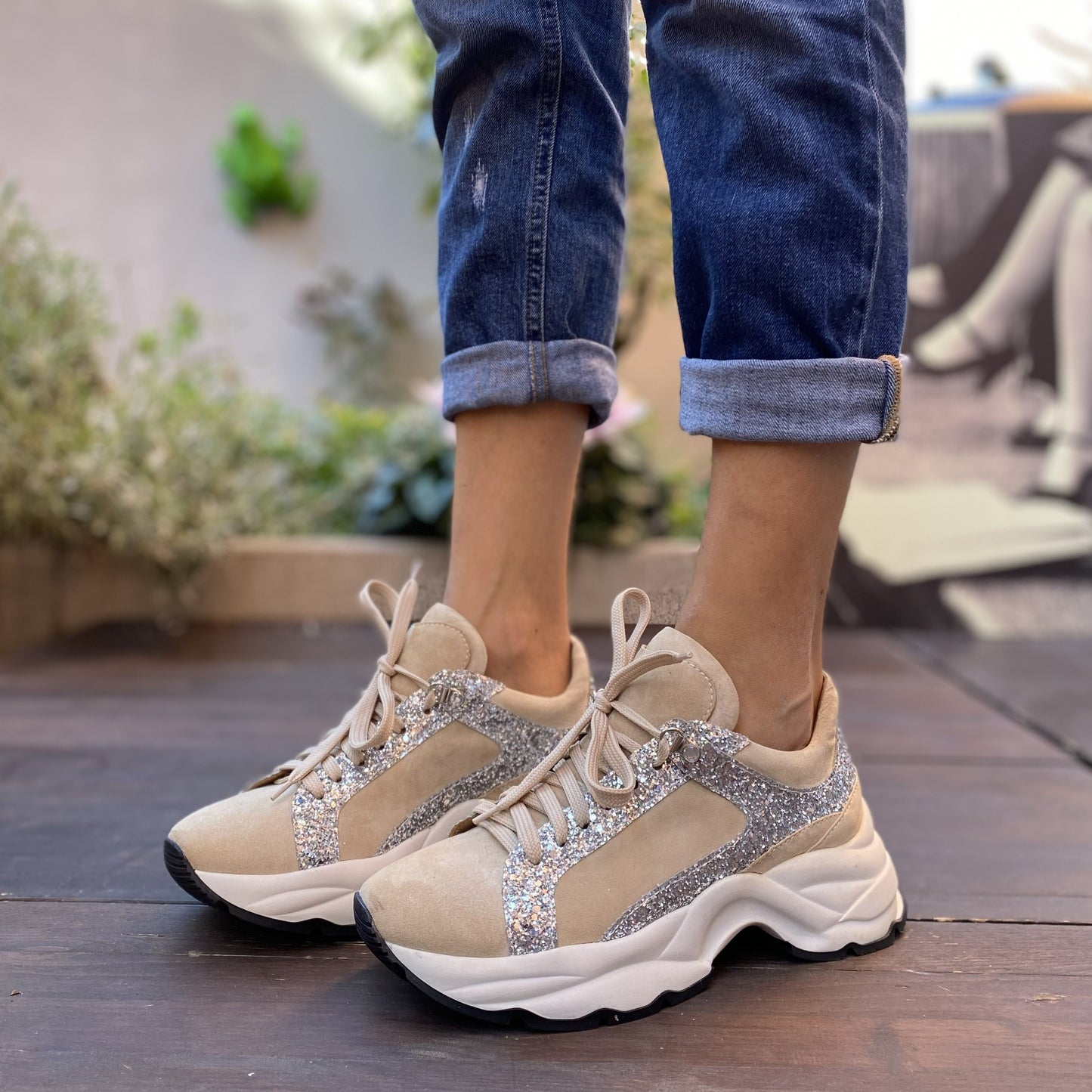 SPEEDY Chunky Sneakers con lacci in camoscio sabbia e glitter argento