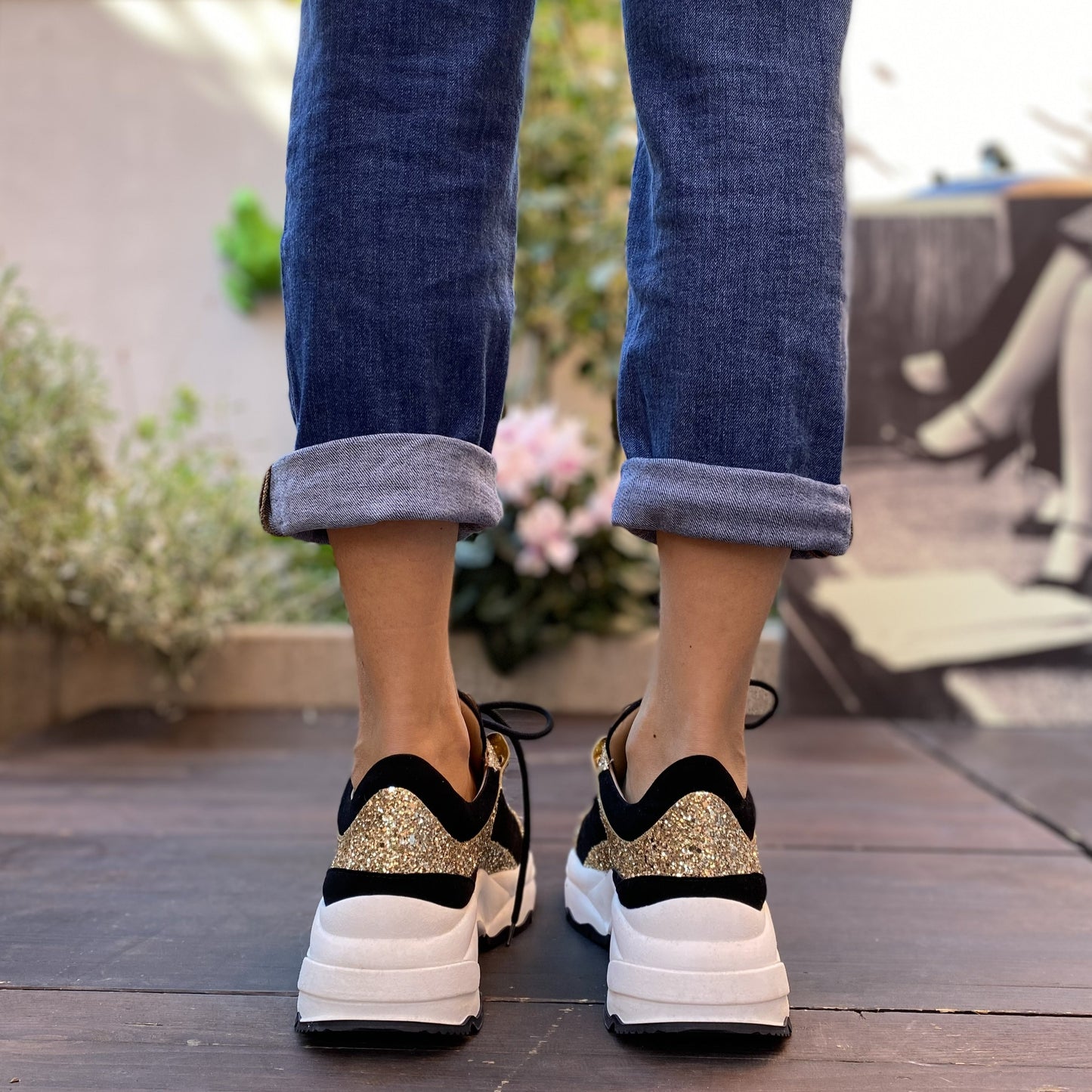 SPEEDY Chunky Sneakers con lacci in camoscio nero e glitter oro