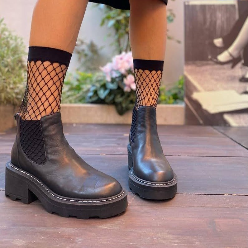 VEGA Stivaletto Chelsea con calzino di rete e suola maxi in nappa nero